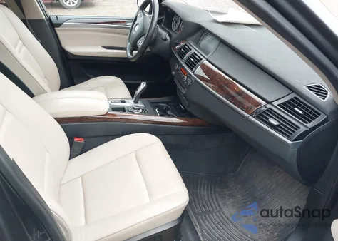 2012 BMW X5 xDrive35I z USA, uszkodzony, nr VIN 5UXZV4C55CL750678